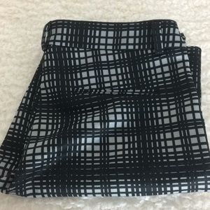 New directions pants black and gray size 6